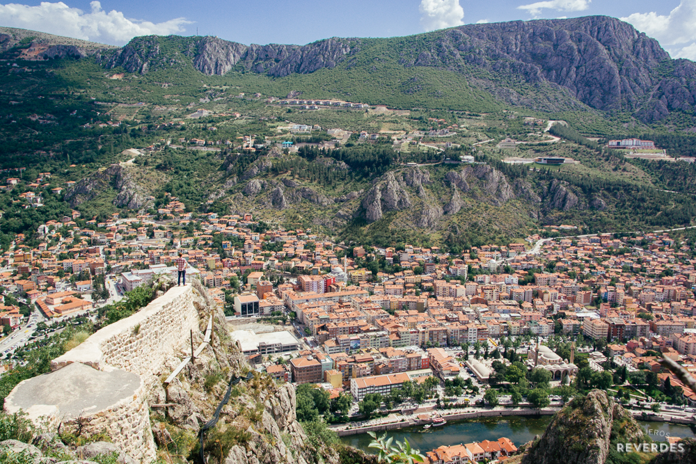 Vistas de Amasya desde el castillo (kale)